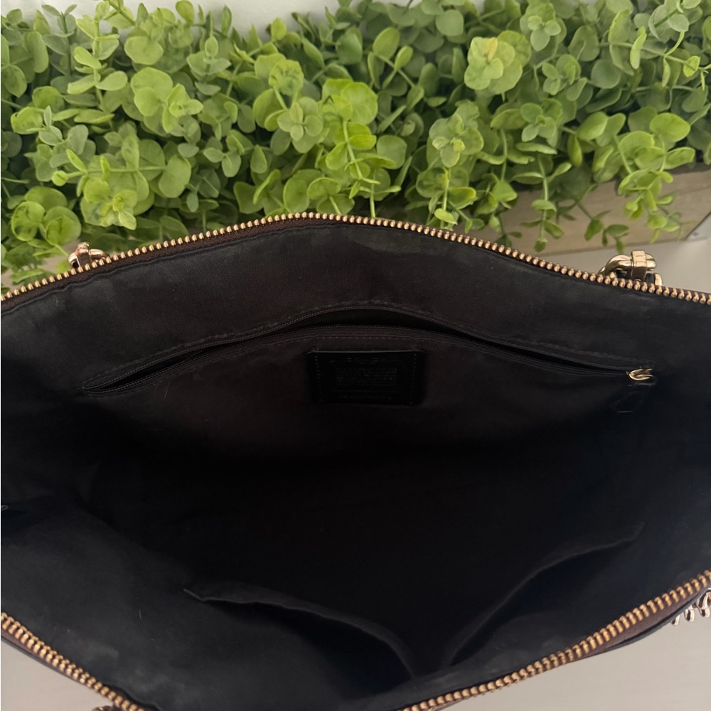 Coach Tote Bag - Picture 7 of 15